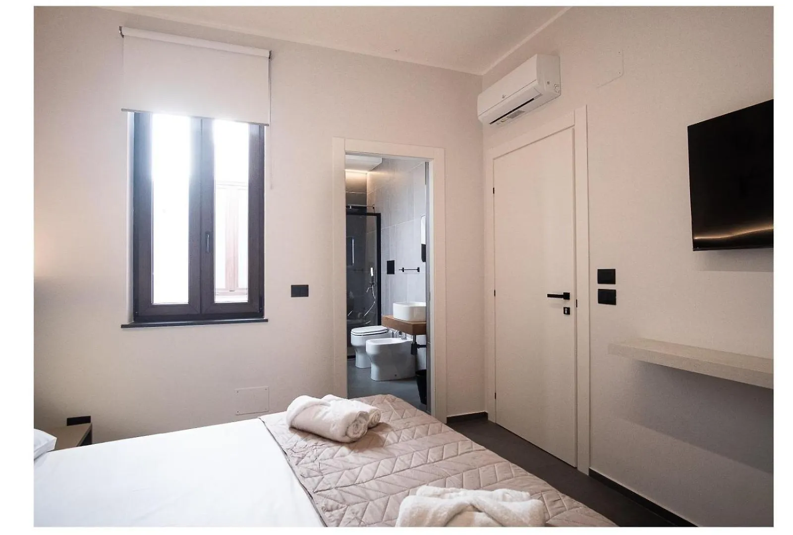 Atto Primo - B&B Experience Милаццо